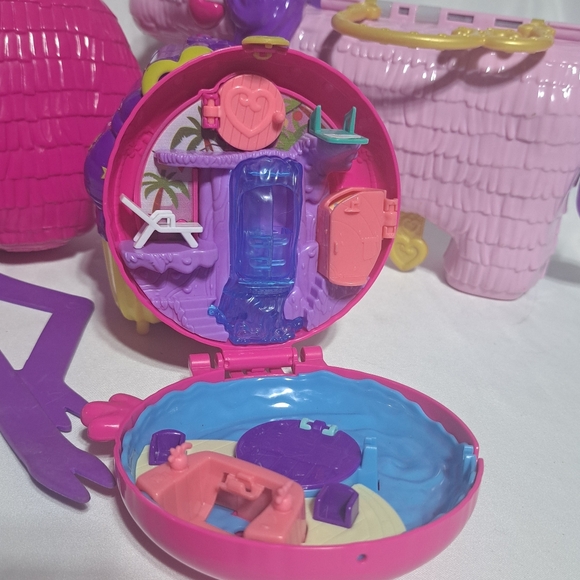 Polly Pocket Set Of 4 Playsets - Flamingo Unicorn Cupcake Compact - Picture 2 of 8